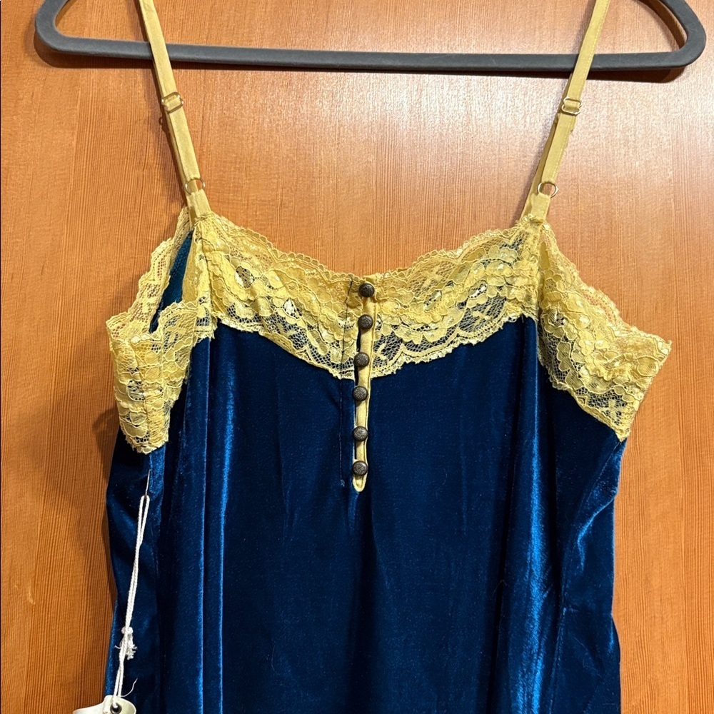 Aratta Dreams Cami - Picture 5 of 5